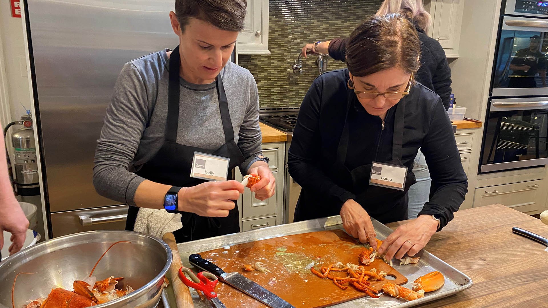16x9 CBC Students Cleaning Lobster