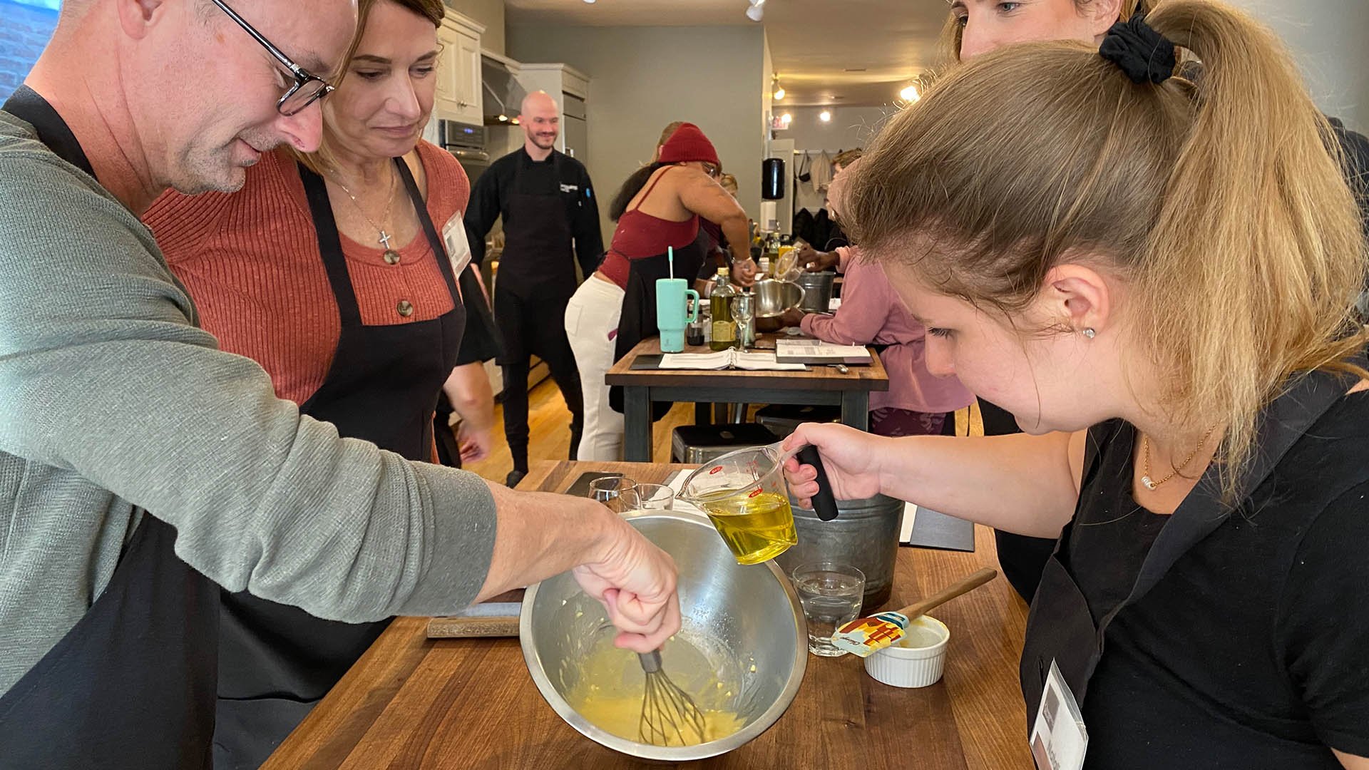 16x9 CBC Students Making Aioli Sauce