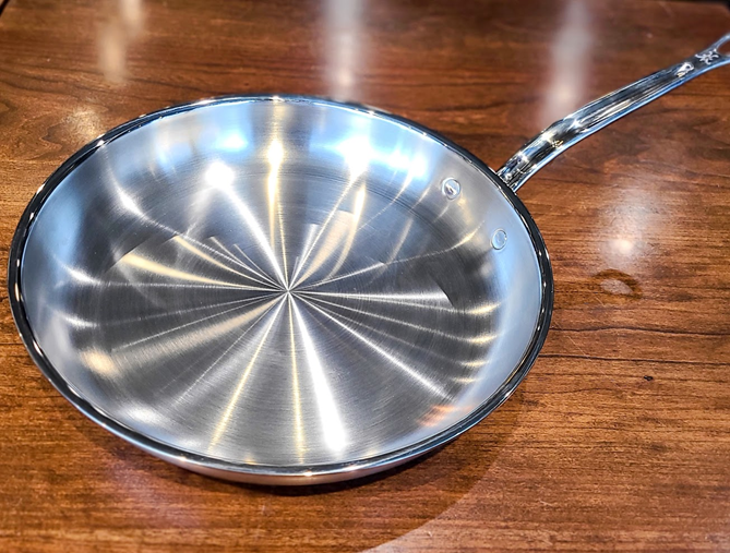 Hestan skillet