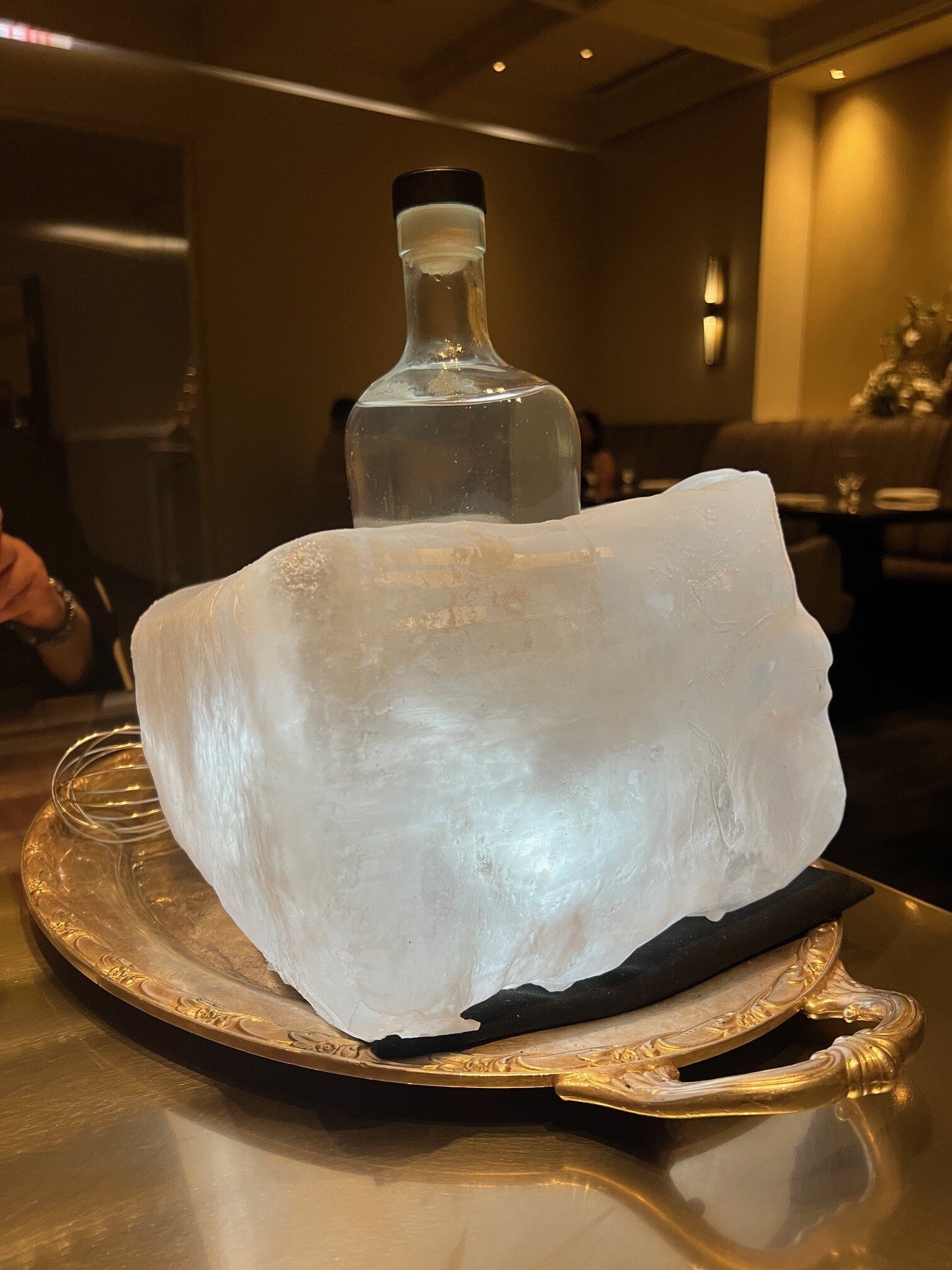 Alinea block of ice