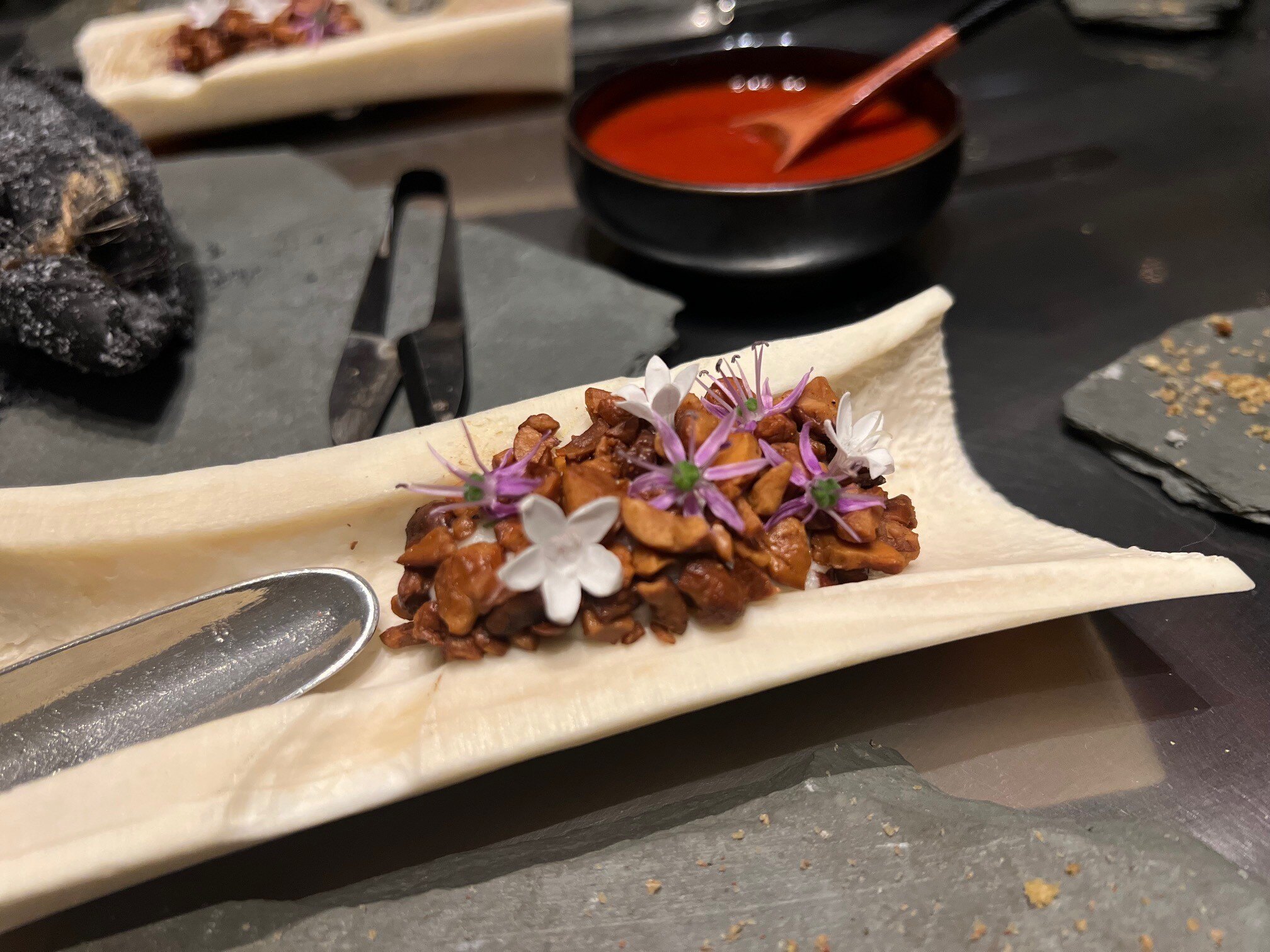 Alinea marrow with flowers