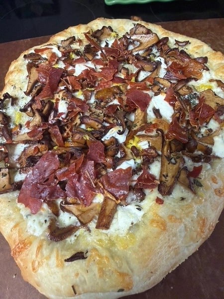 Chanterelle Pizza