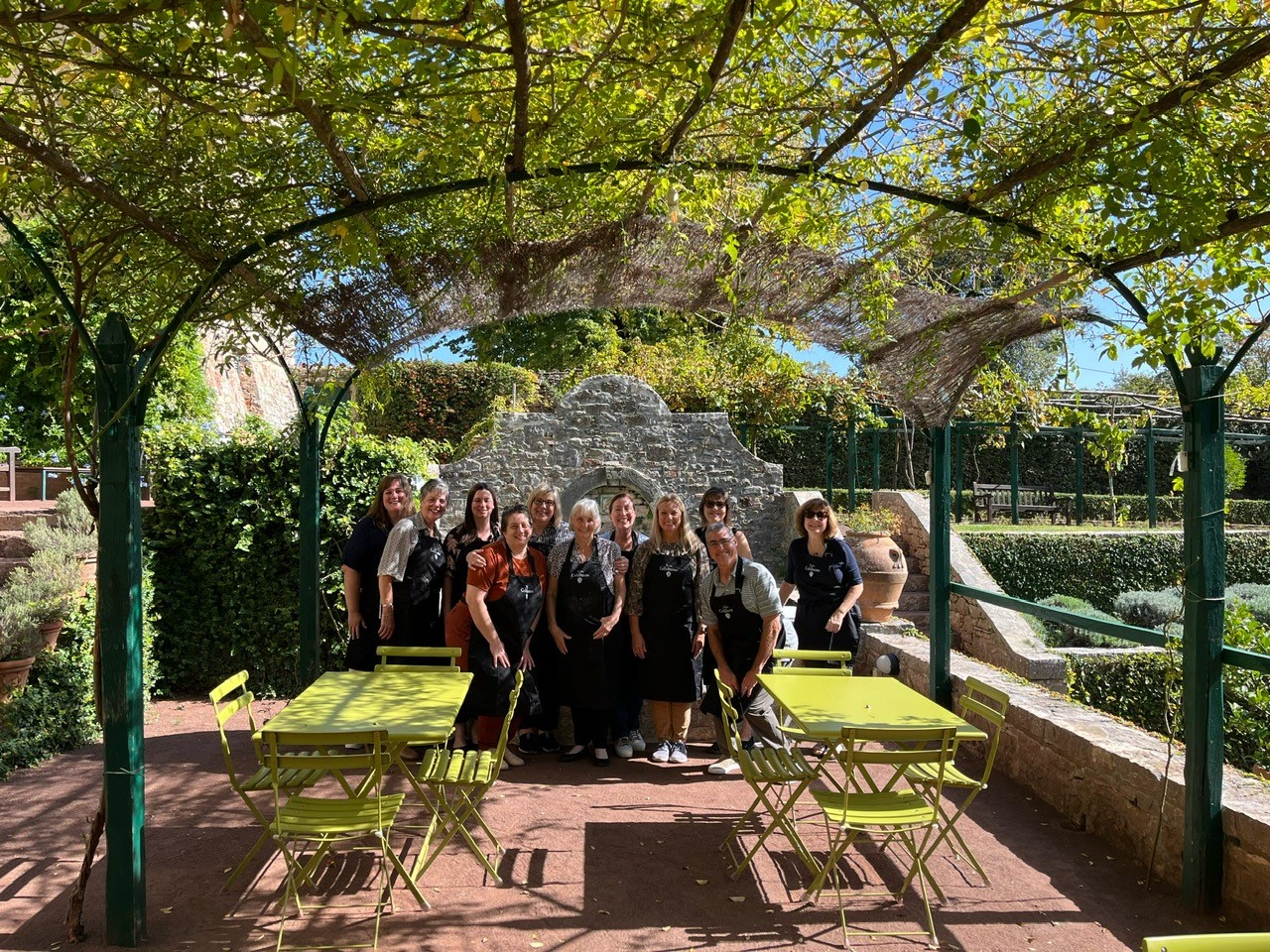 Tuscany tour in garden