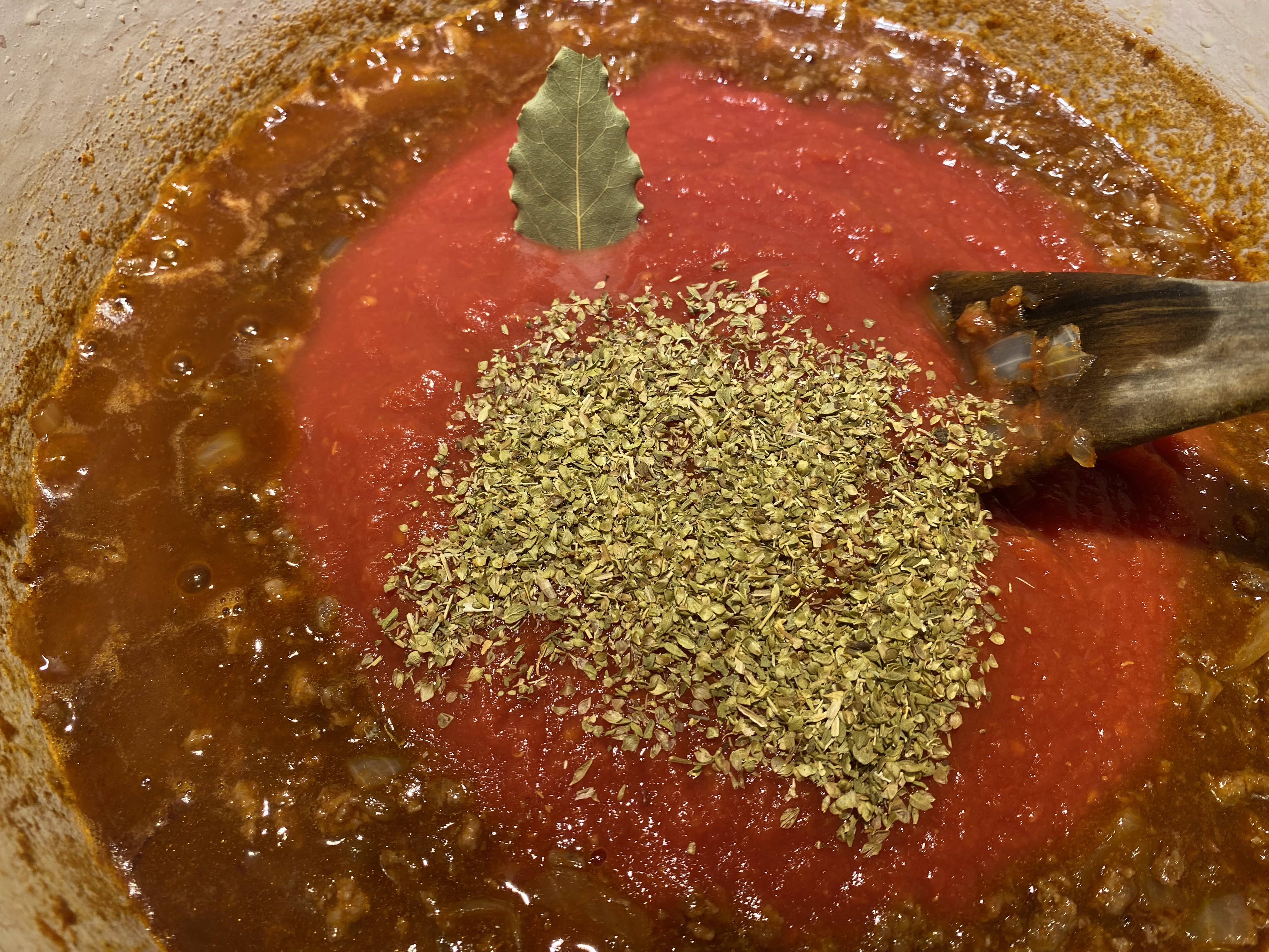 Basil in Ragu