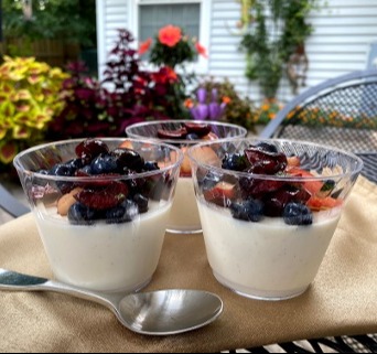 Panna Cotta with Berries Home Box