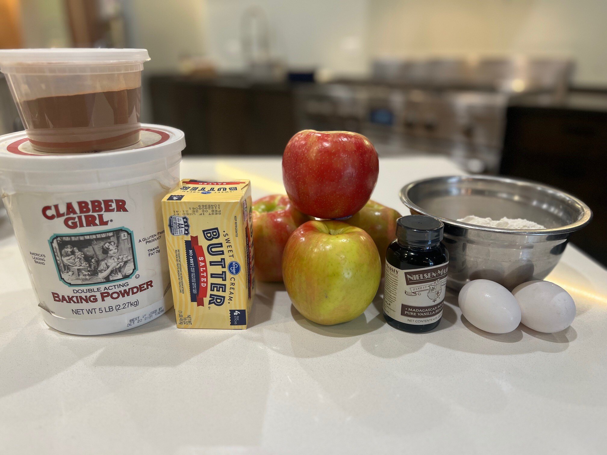 Apple cake ingredients