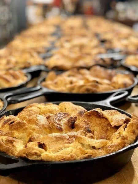 Apple pies