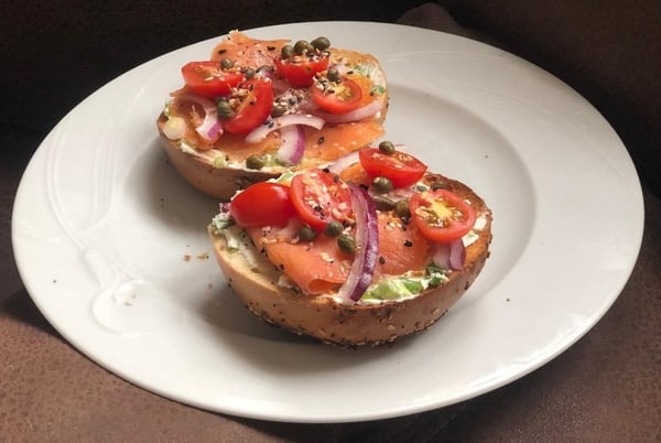 bagel with lox