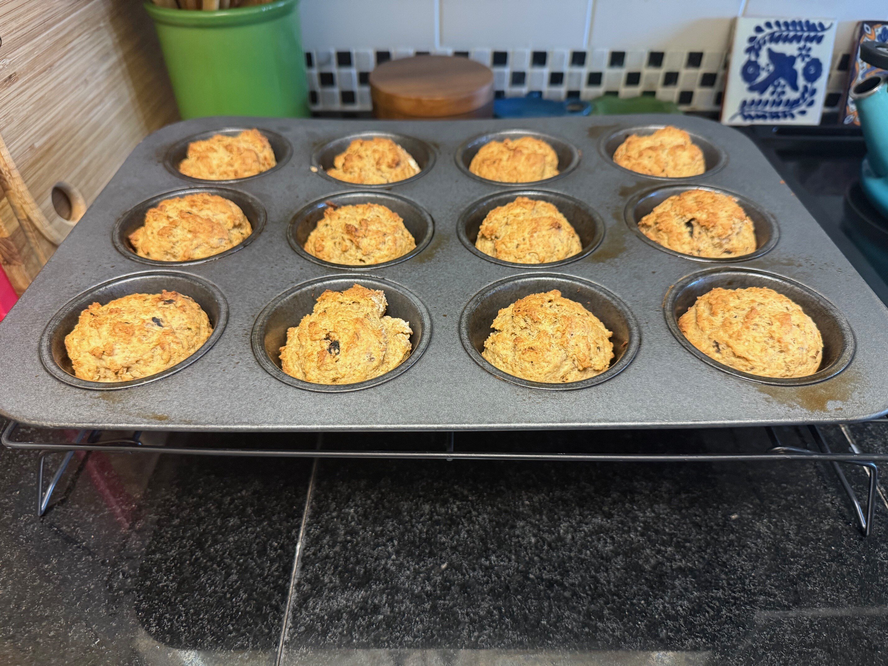 Muffins cooling