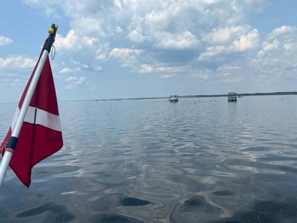bay with dive flag