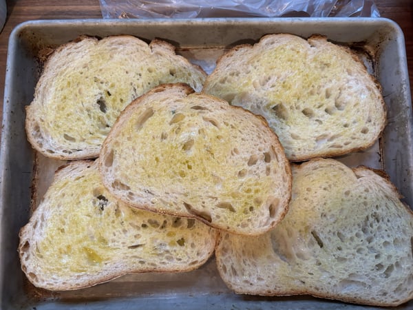 Bread with oil