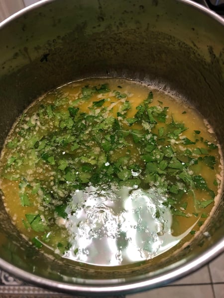 cajun garlic butter with parsley