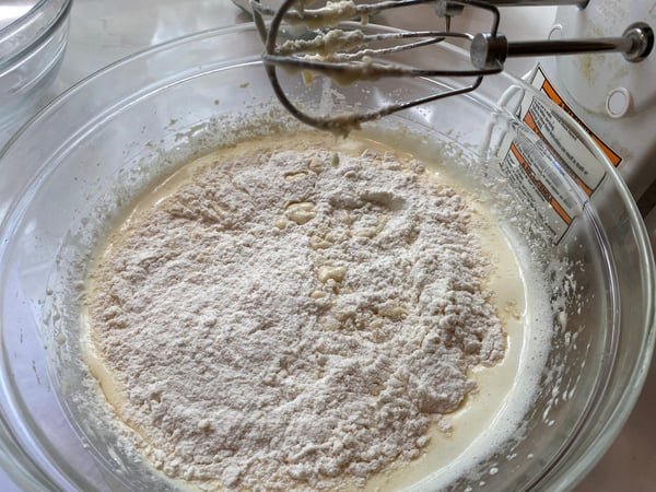 cake with dry ingredients