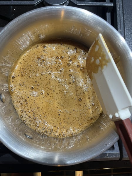 Caramel foam