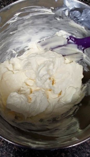 cream cheese filling