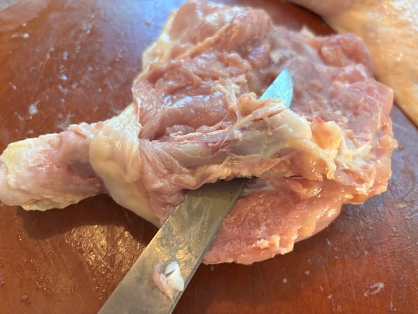 Deboning chicken