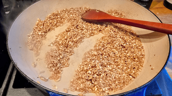 Deglazing farro
