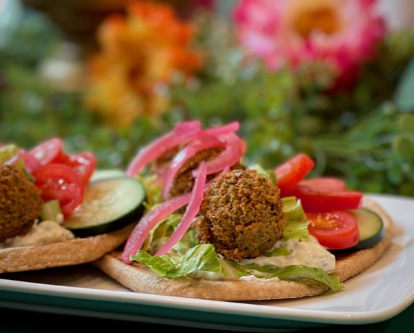 falafel with onions