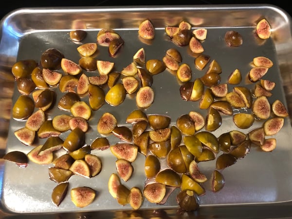 figs on sheet tray