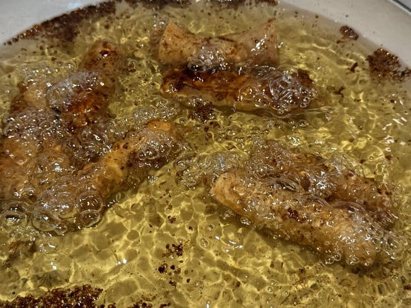 Frying turon