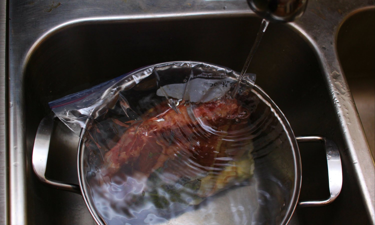 SousVide Steak in your Kitchen Sink