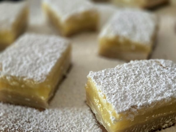 Lemon bars finished