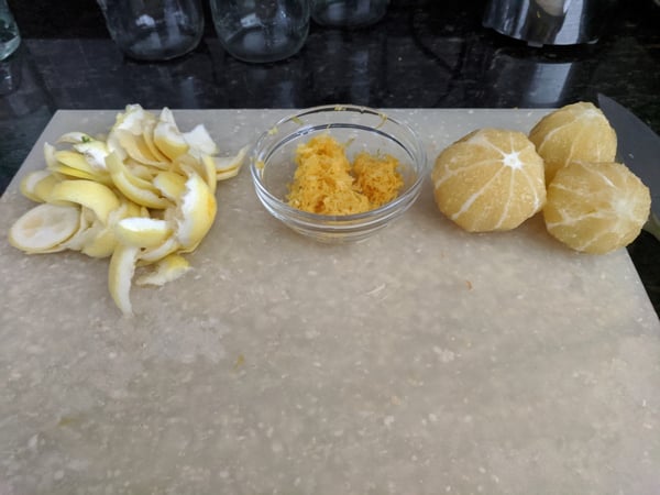 lemon in pieces