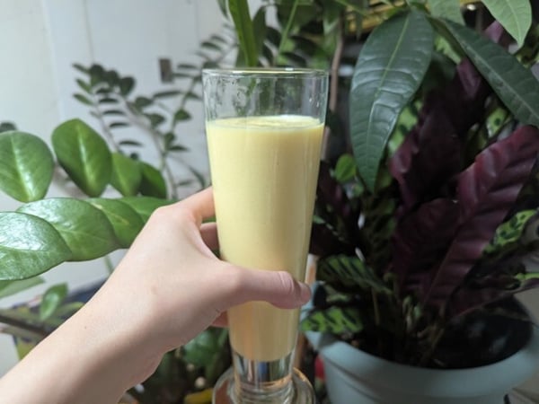 Mango lassi