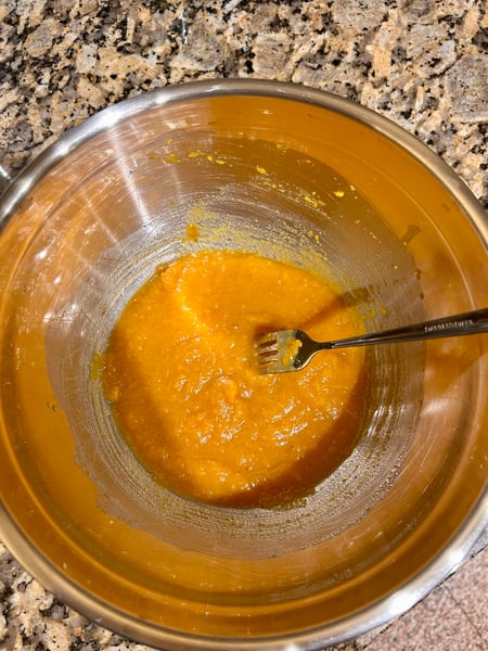 Mashed sweet potato with wet ingredients