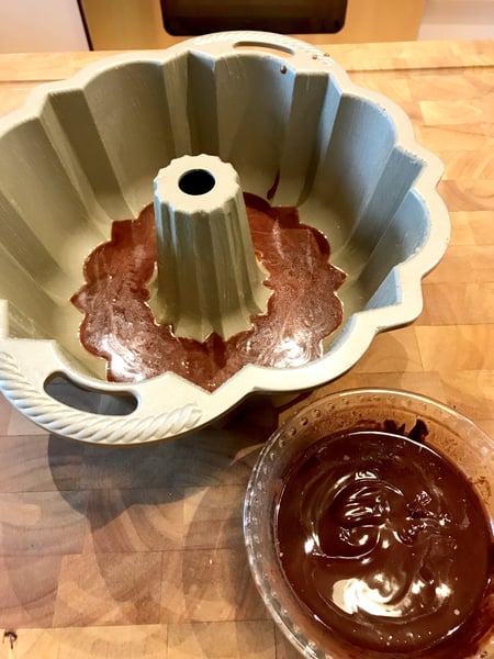 melted chocolate for cake