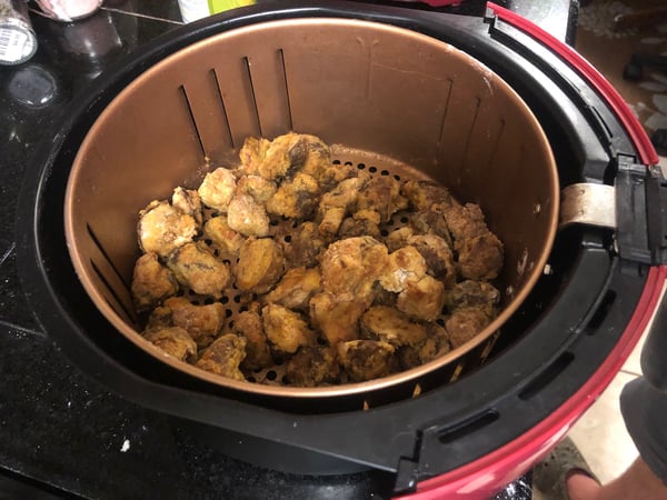 Read This Before Putting Parchment In An Air Fryer