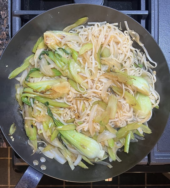 Noodle pan