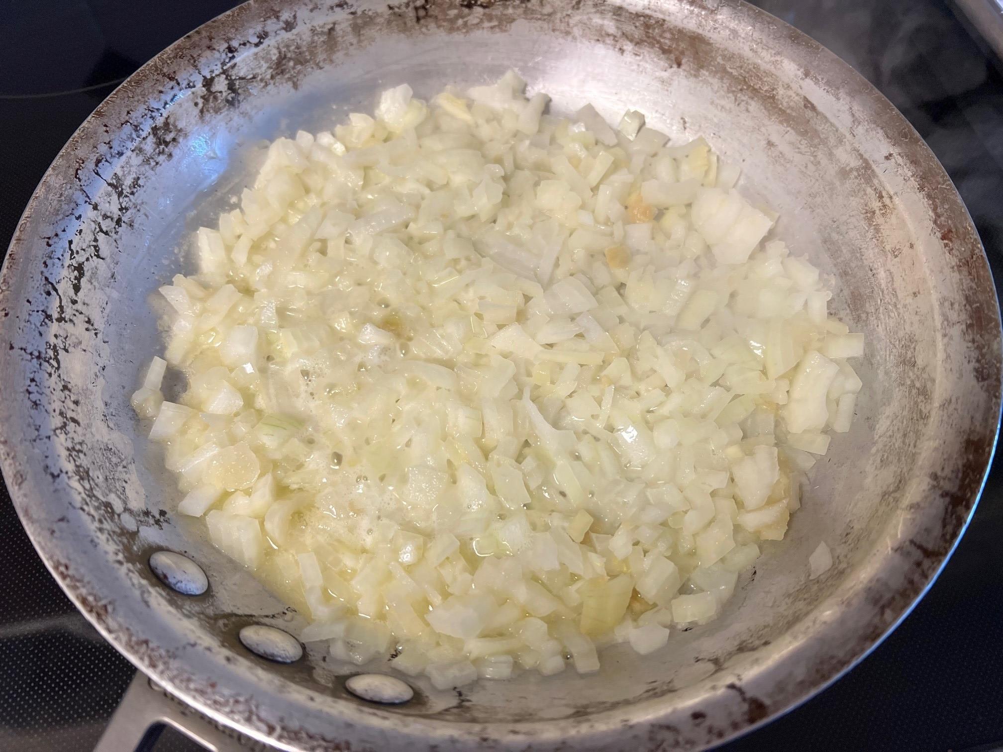 onions-Oct-31-2023-01-56-51-5888-AM