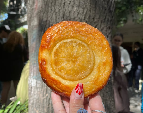 Candied lemon pastry