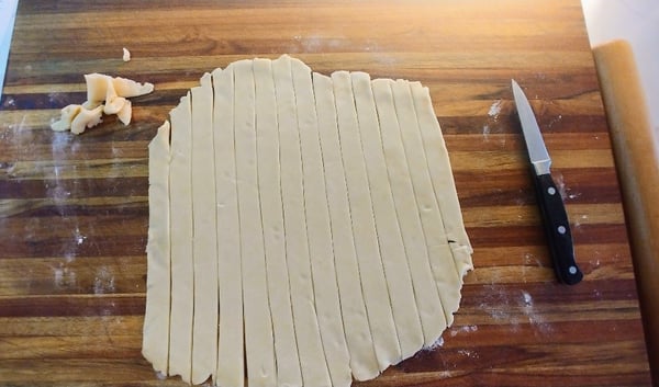 pie dough slices