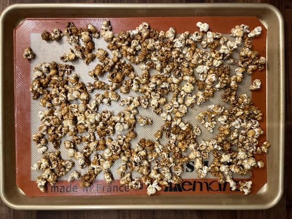 Popcorn tray