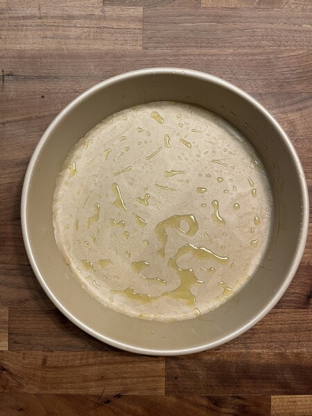 Prepared cake pan