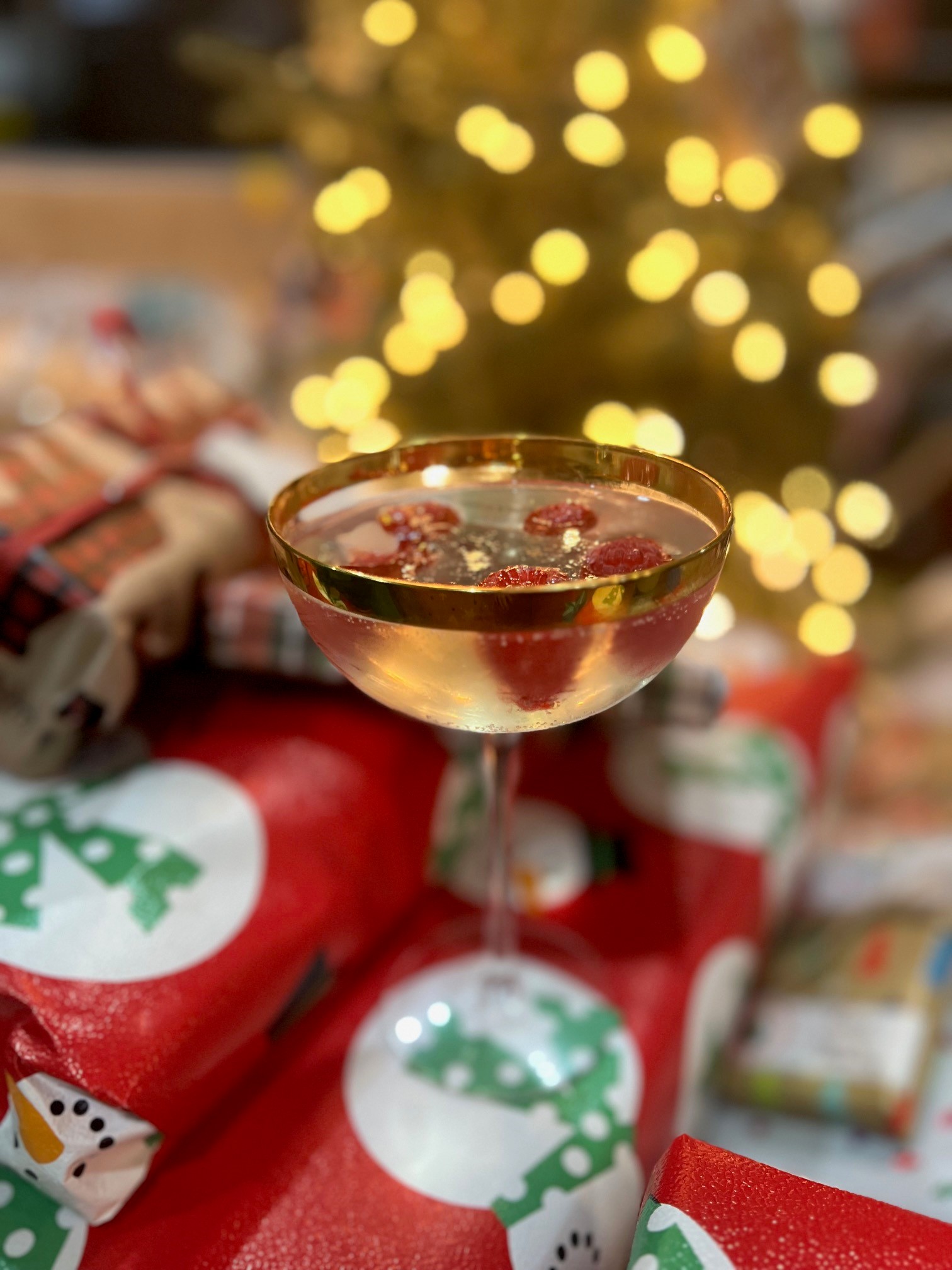 Prosecco Gelee with Raspberries