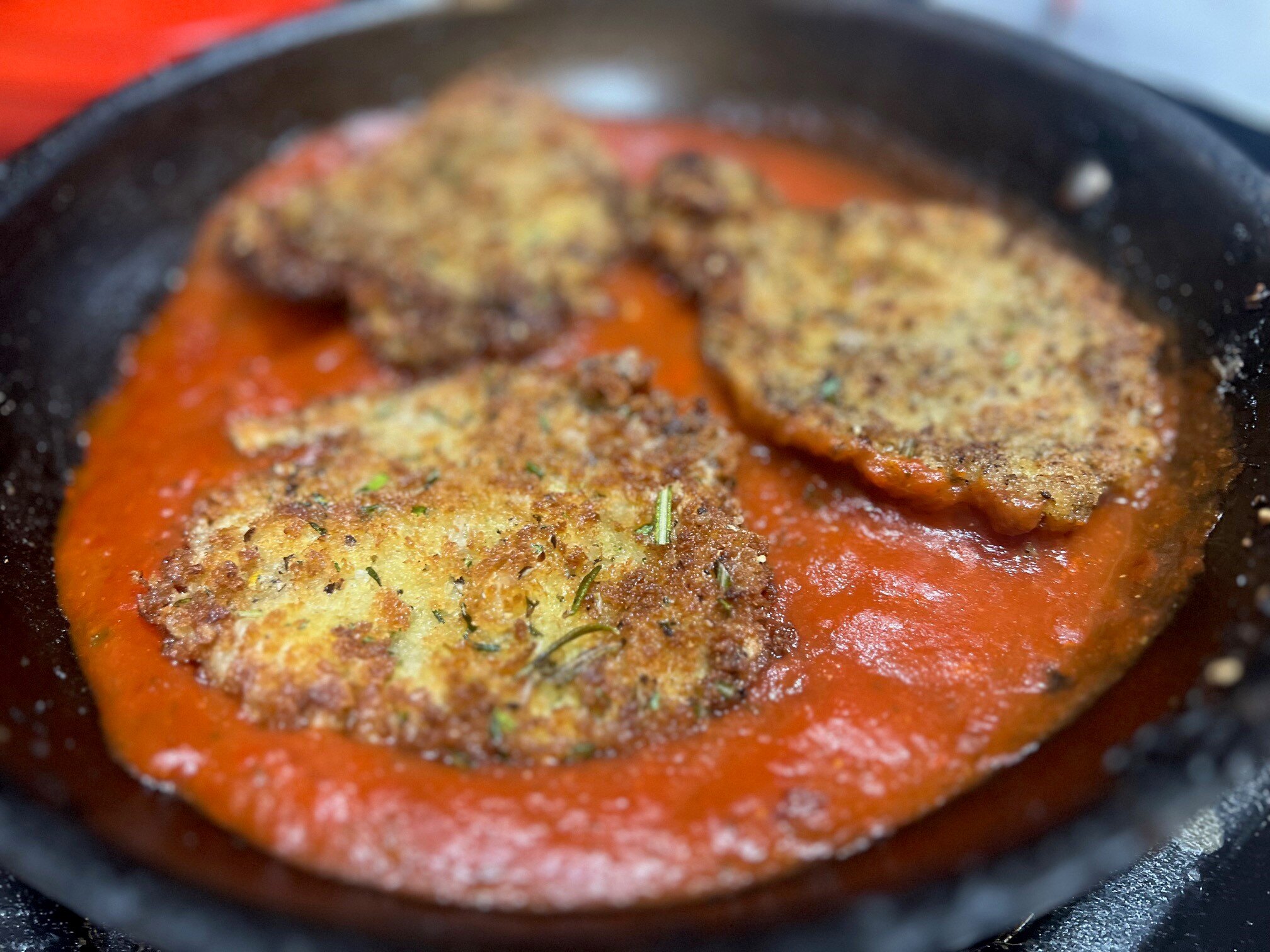 Cutlets in sauce