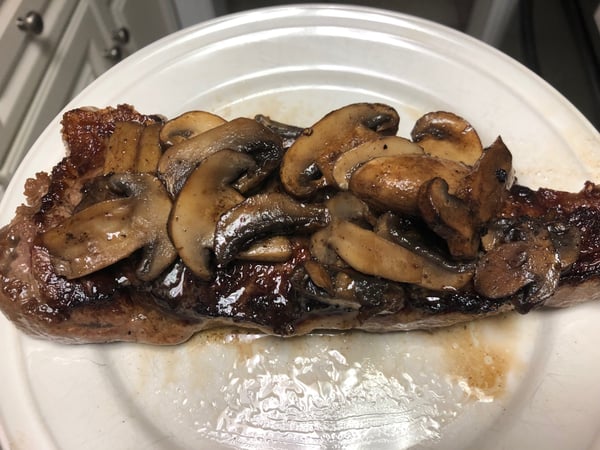 steak with mushrooms