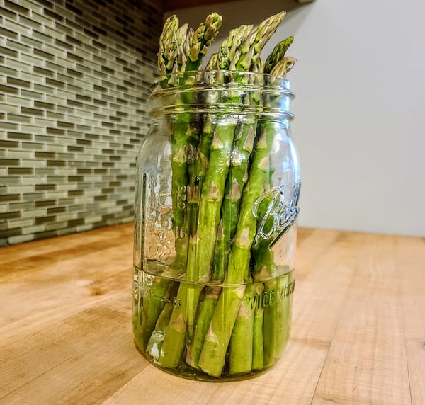 storing asparagus