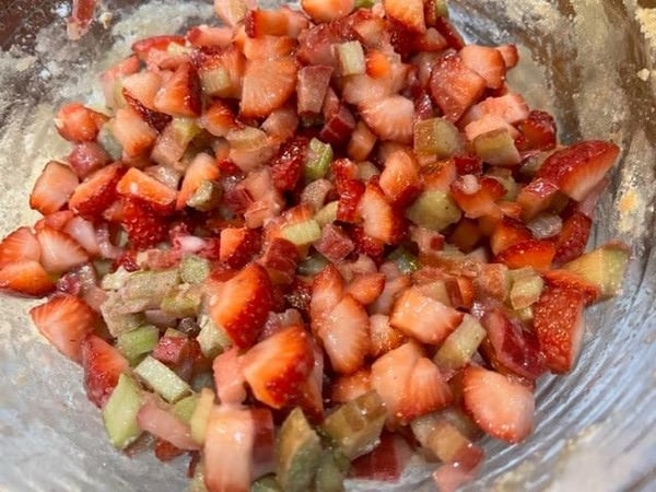 strawberry rhubarb mixture