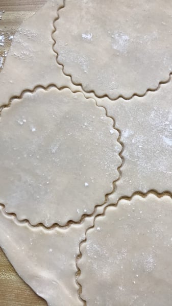 tart pan cut out for cherry pie