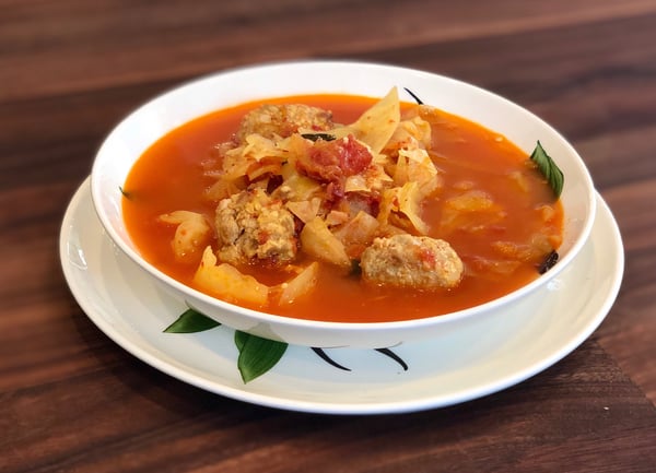 thai meatball soup