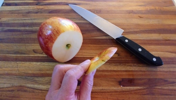 top apple slice