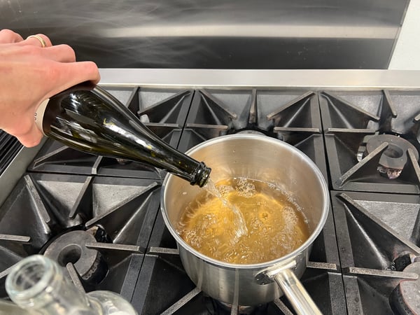Wine into pot
