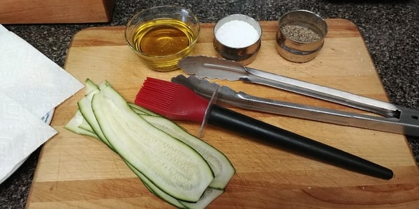 zucchini grill prep