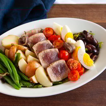 Grilled Tuna Niçoise Salad