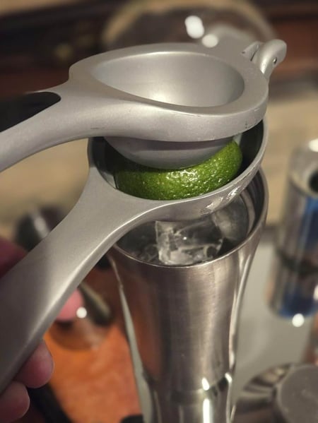 Squeezing lime