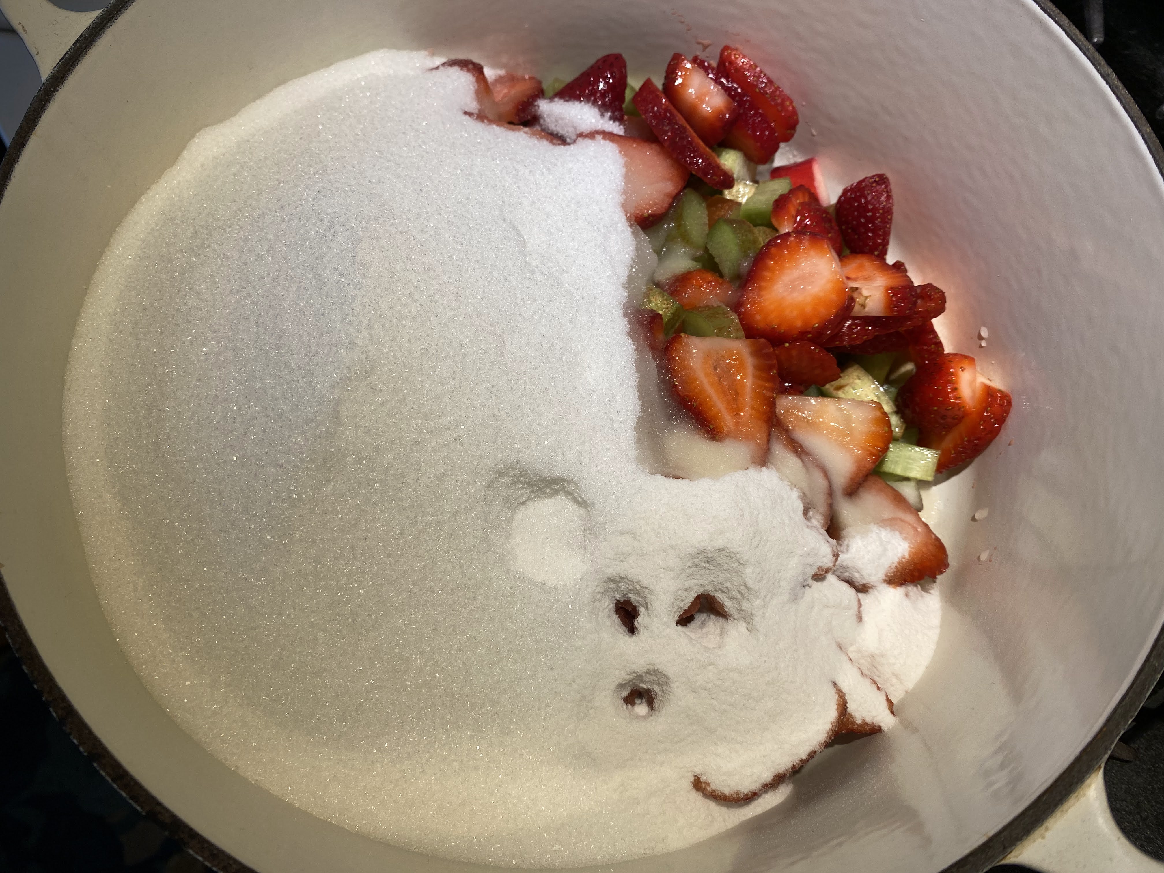 Cooking fruit with sugar